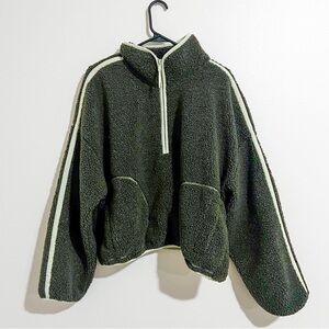 Loose Sherpa Quarter-Zip Pullover, Size XL